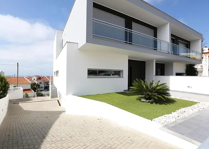 Flipwave House Дом отдыха Назаре