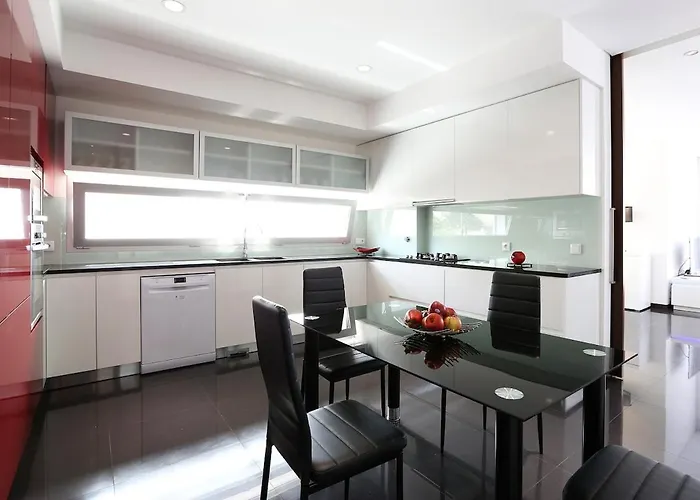 Flipwave House * Назаре